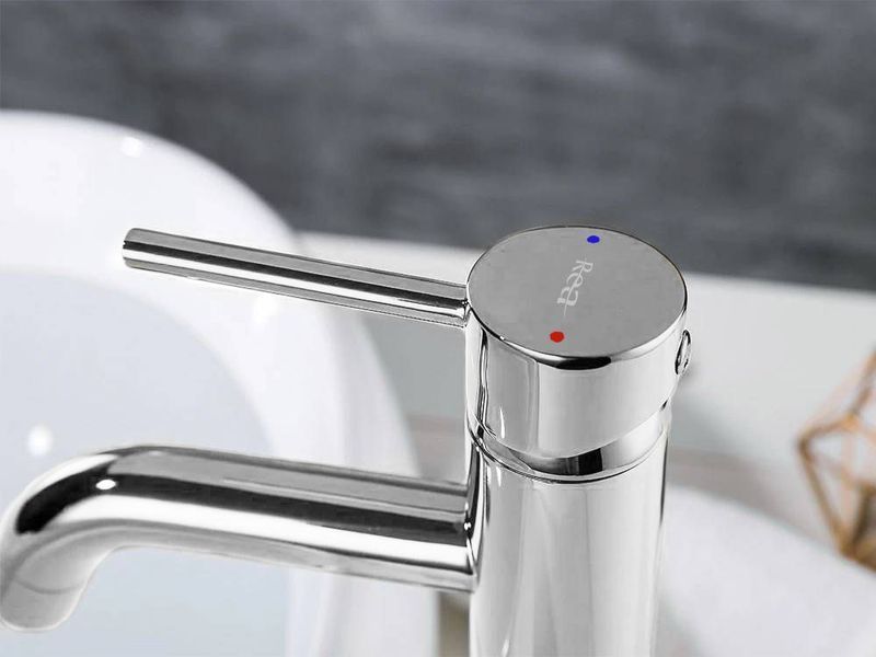 Смеситель для раковины (умывальника) REA LUNGO CHROME хром высокий REA-B4104 фото
