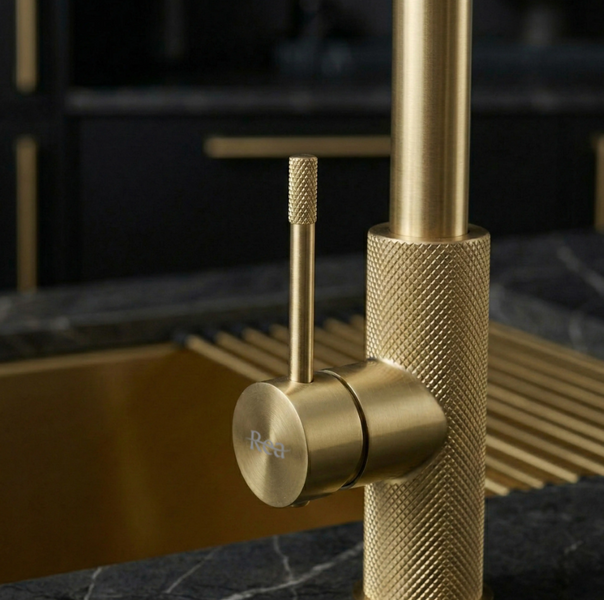 Смеситель для кухни REA MASTER BRUSHED GOLD REA-B7204 фото