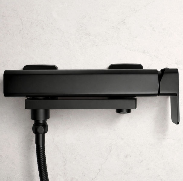 Смеситель для ванны REA ARLO BLACK с изливом REA-B4590 фото